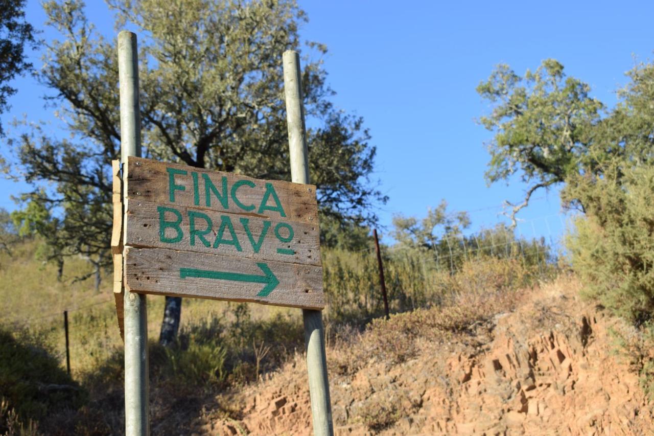 Finca Bravo Cortegana Kültér fotó